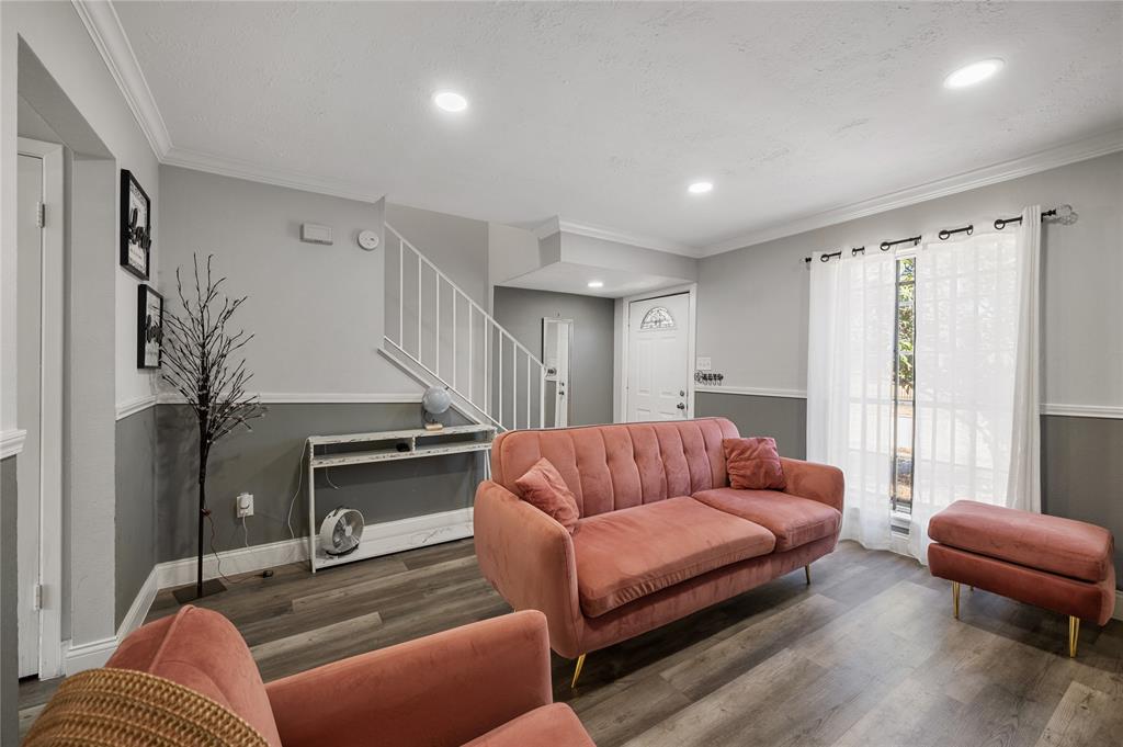 7360 Crownwest Street #7360, Houston, Texas image 1