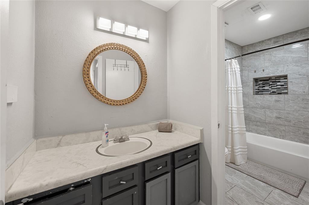 7360 Crownwest Street #7360, Houston, Texas image 18