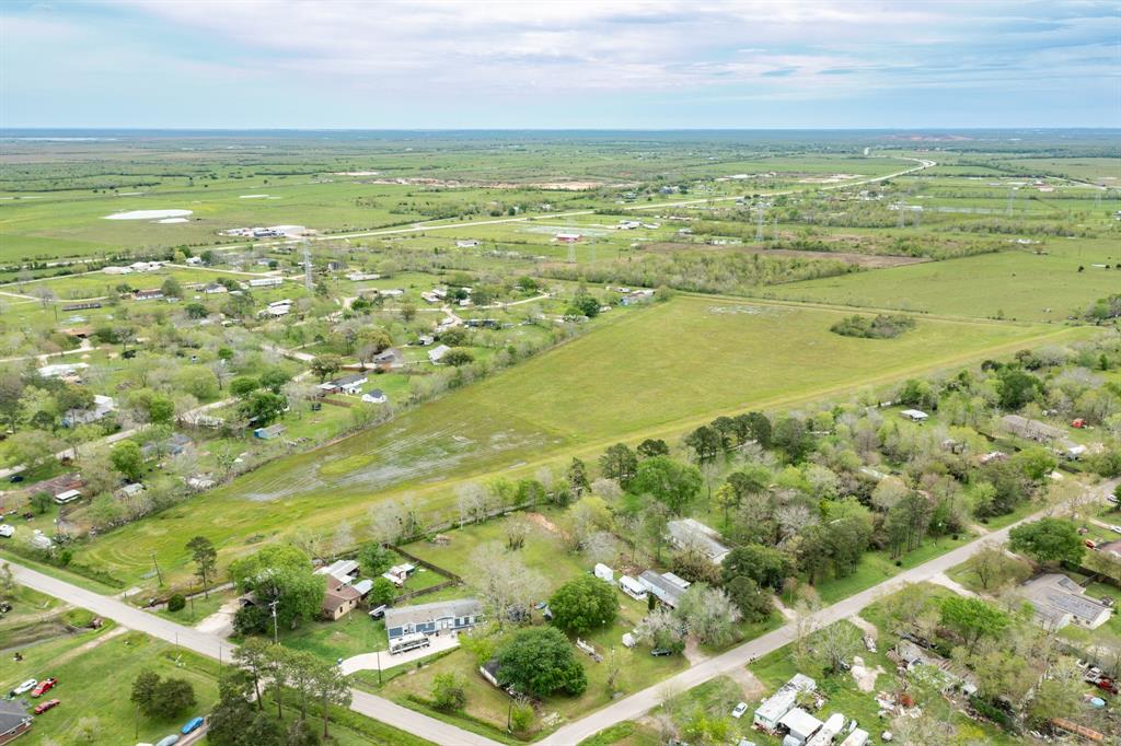 00 Fm-523 Loop, Angleton, Texas image 8