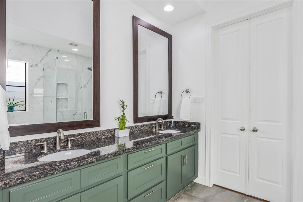 8817 Lakeshore Bend Drive, Houston, Texas image 26