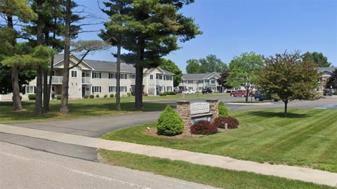 Condo For Rent - 451 Pinecrest St<br/> Alpena, MI 49707