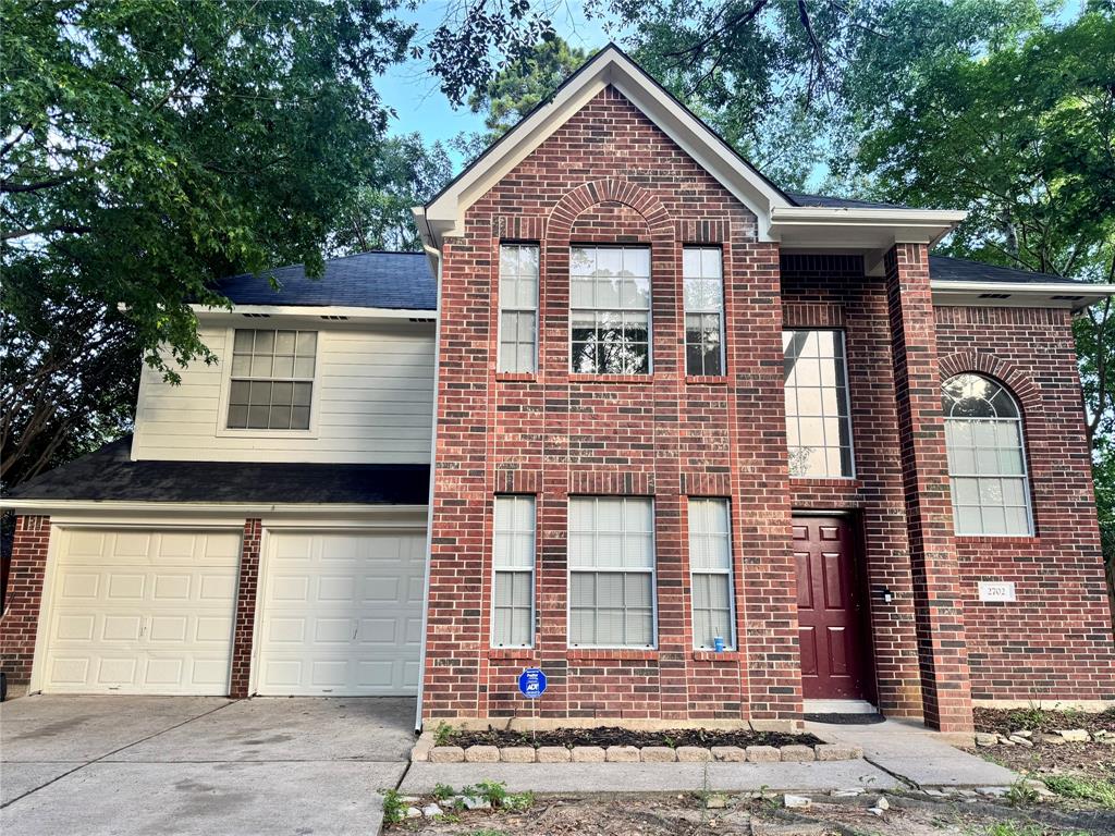 2702 Dovewood Lane