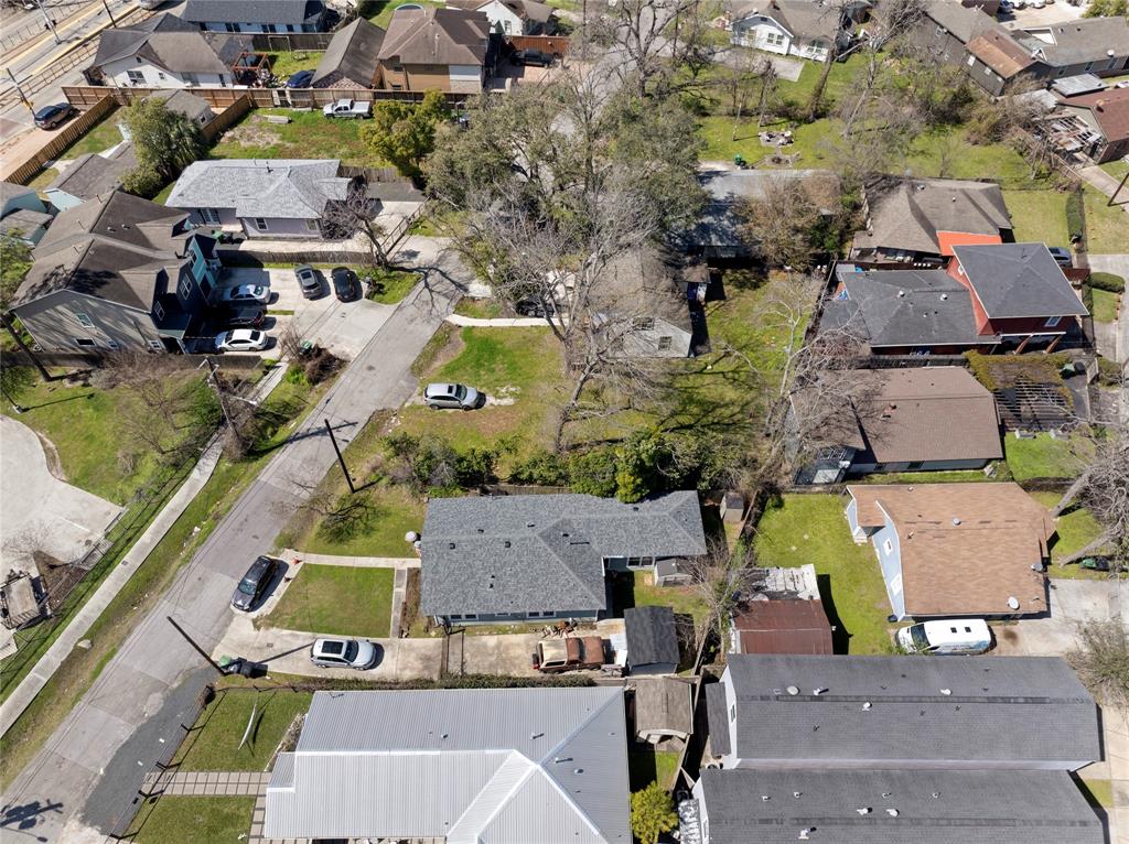 Kennon Street, Houston, Texas image 10
