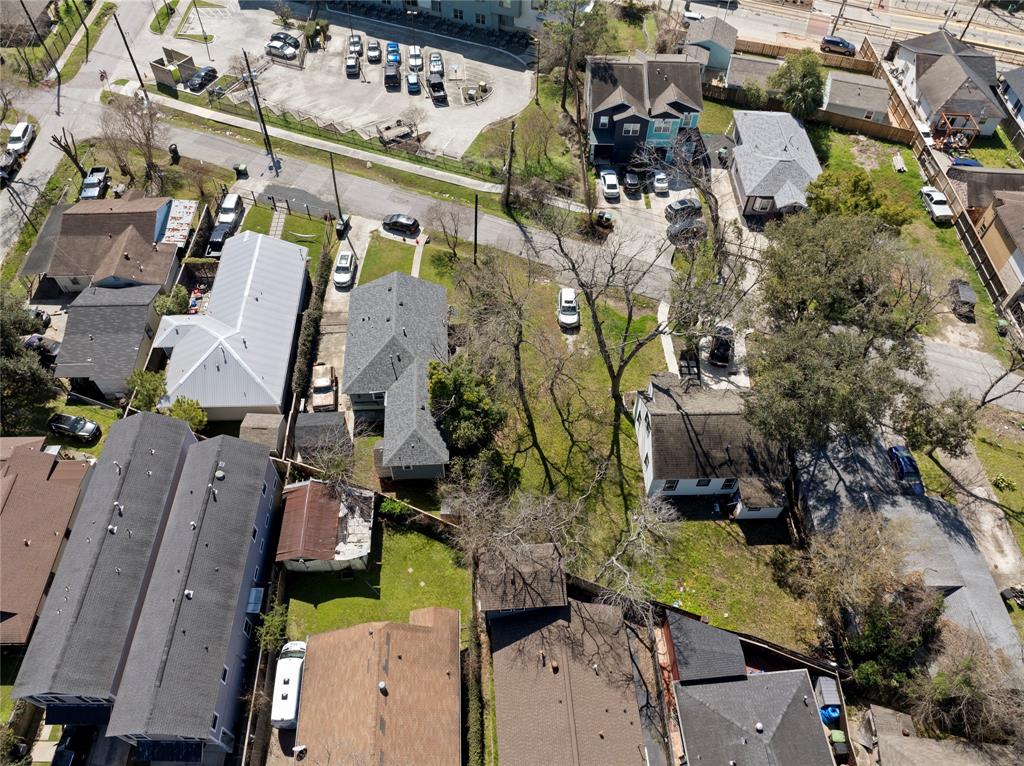 Kennon Street, Houston, Texas image 1