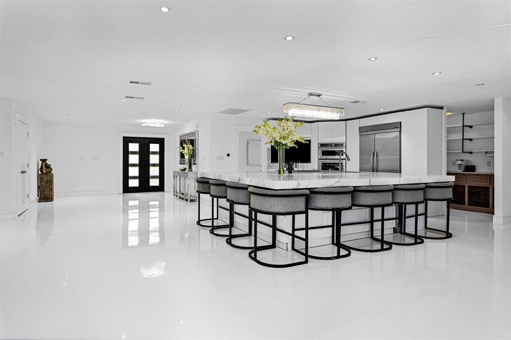 1302 Spring Creek Drive