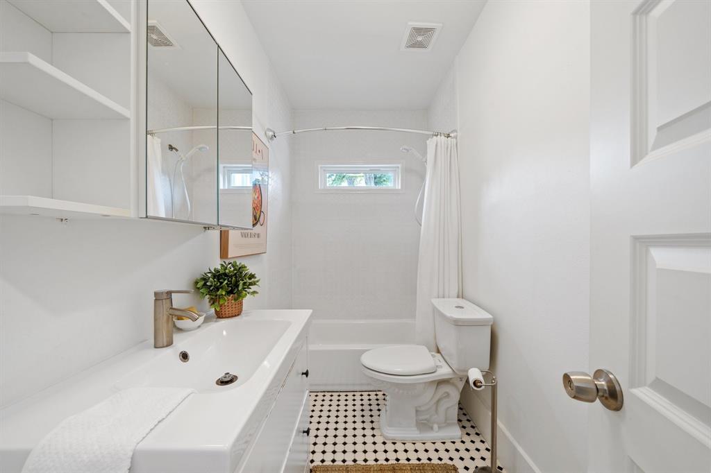 717 E 23rd Street, Houston, Texas image 18