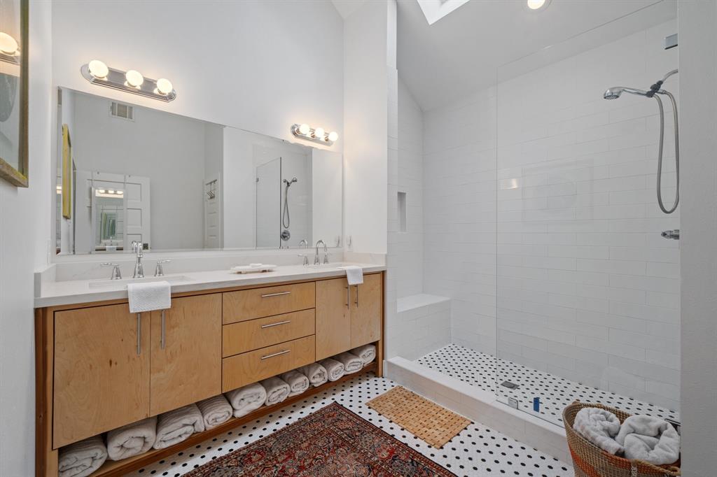717 E 23rd Street, Houston, Texas image 27