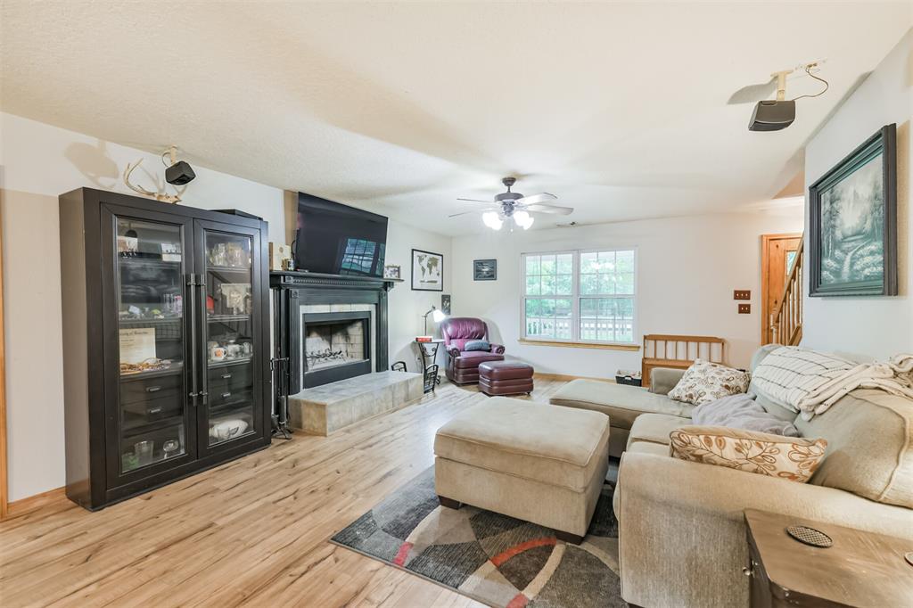 275 County Road 3015, Dayton, Texas image 10
