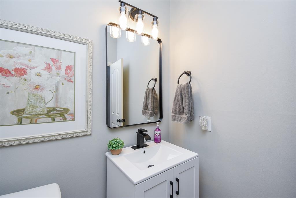 1638 Brookstone Lane, Sugar Land, Texas image 25