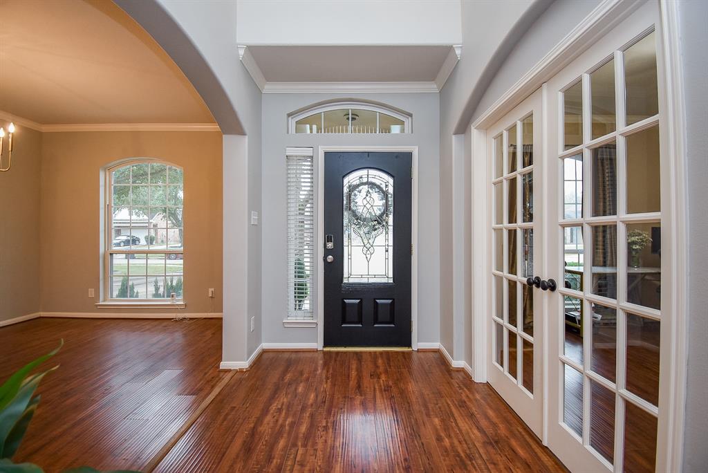 1638 Brookstone Lane, Sugar Land, Texas image 4