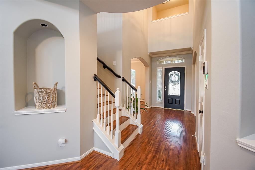 1638 Brookstone Lane, Sugar Land, Texas image 5