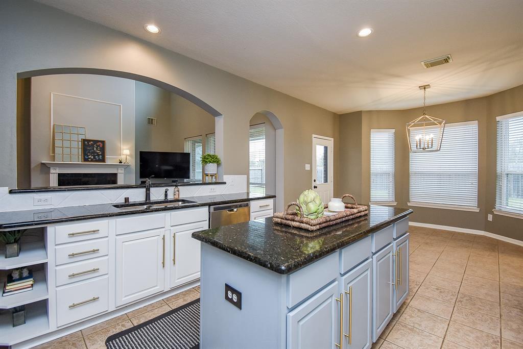1638 Brookstone Lane, Sugar Land, Texas image 18