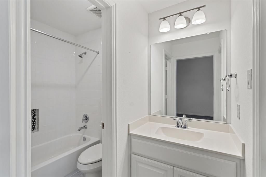13007 Papineau Woods Drive, Humble, Texas image 31