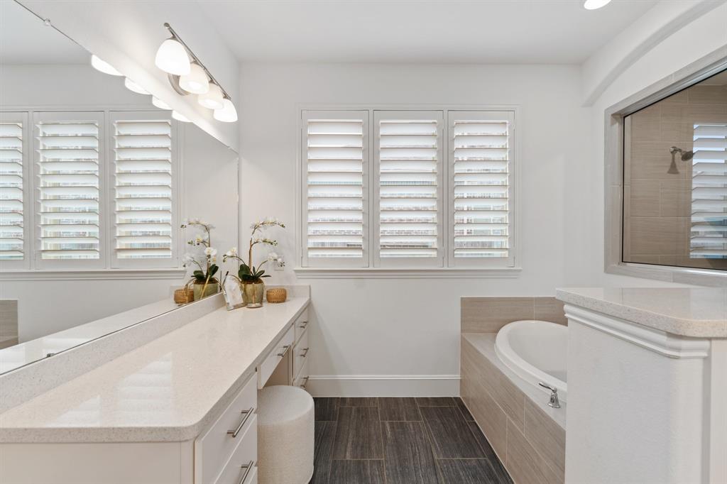 13007 Papineau Woods Drive, Humble, Texas image 18