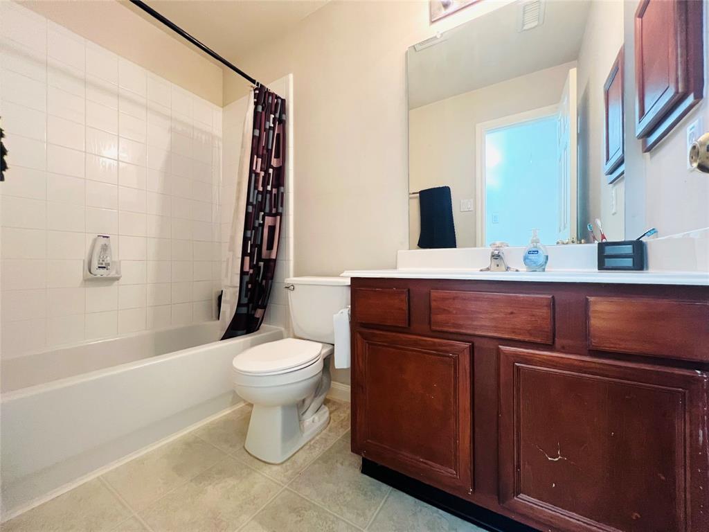 5827 Hatfield Glen Drive, Katy, Texas image 13