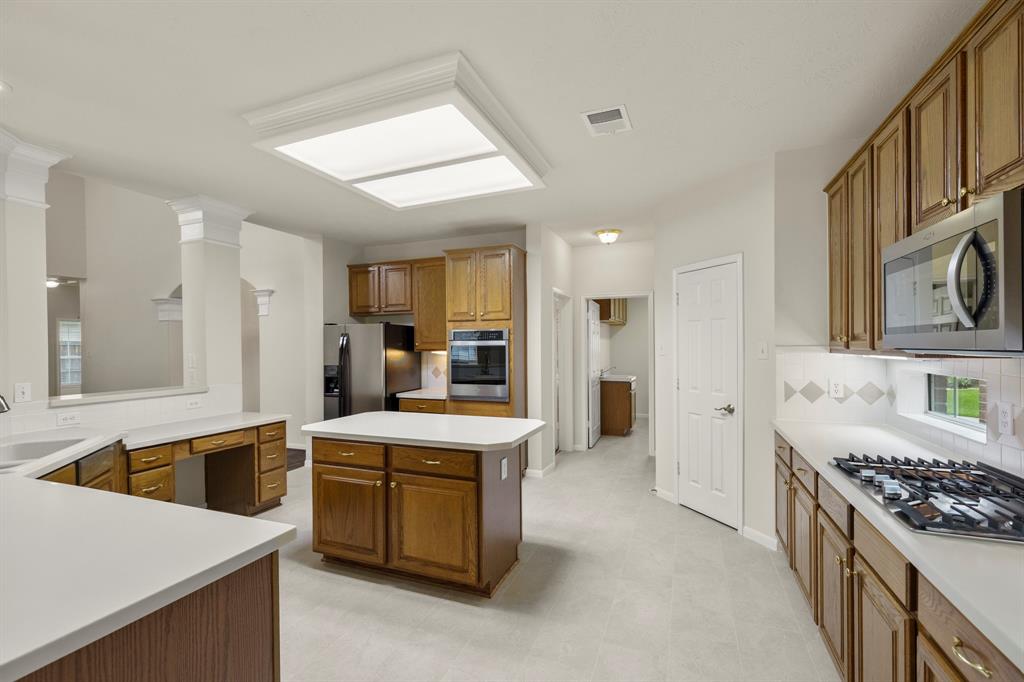 3407 Marywood Drive, Spring, Texas image 17