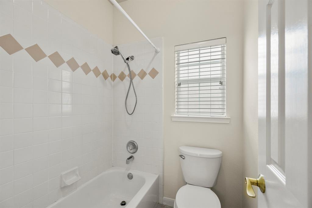 3407 Marywood Drive, Spring, Texas image 22