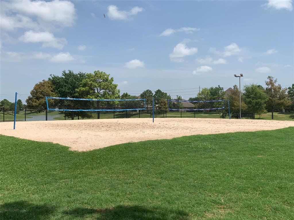 11615 Summer Moon Drive, Pearland, Texas image 39