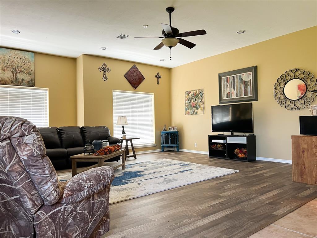 1594 Fm 1147, Marquez, Texas image 41