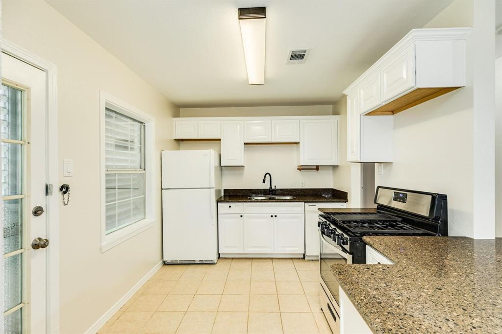 120 Bonita Avenue, Galveston, Texas image 11