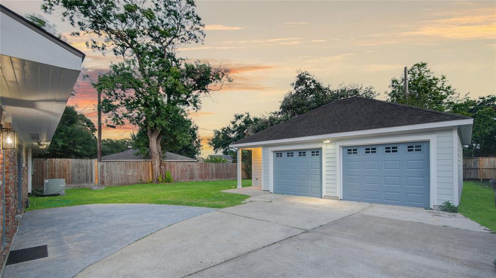 5007 Redstart Street, Houston, Texas image 47