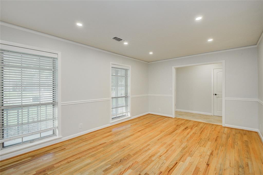 5007 Redstart Street, Houston, Texas image 11