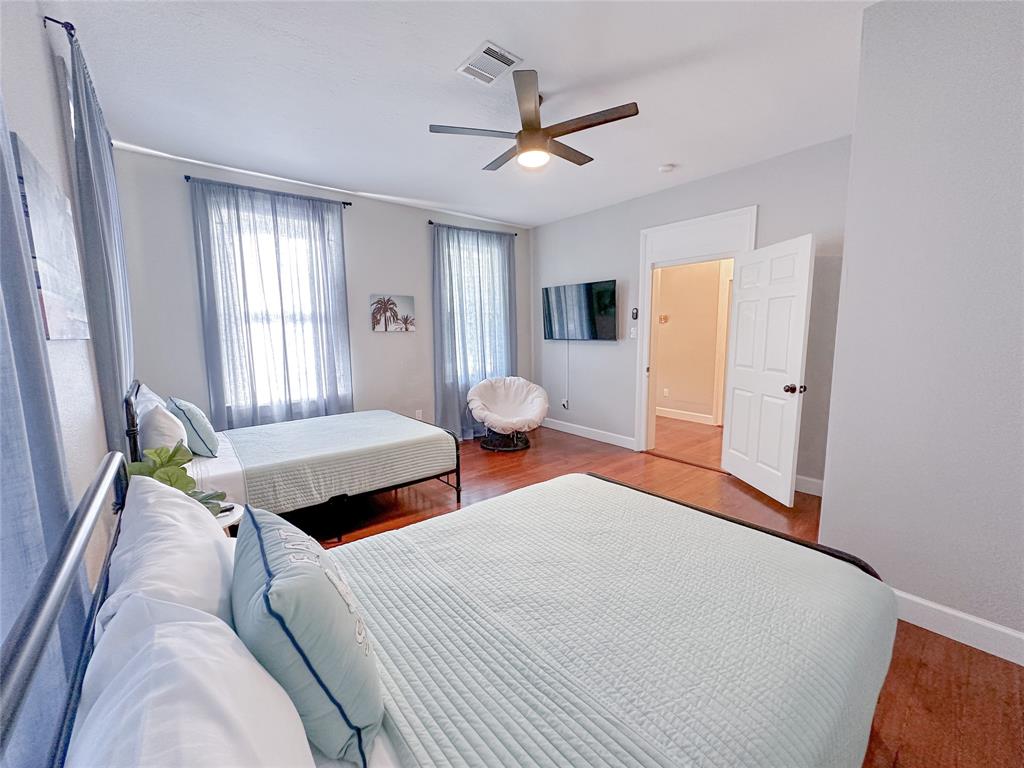 3128 Avenue N, Galveston, Texas image 26