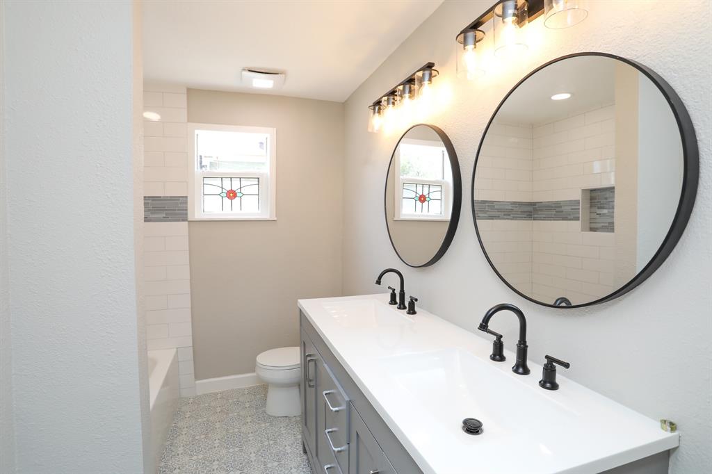 3128 Avenue N, Galveston, Texas image 23