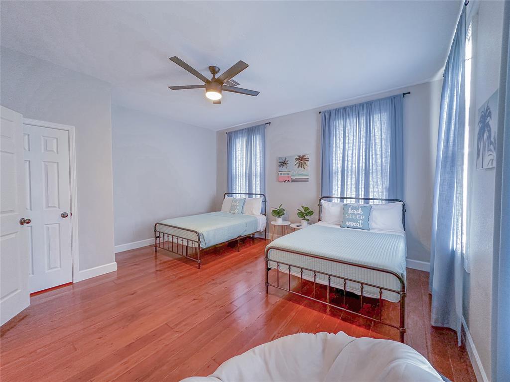 3128 Avenue N, Galveston, Texas image 27