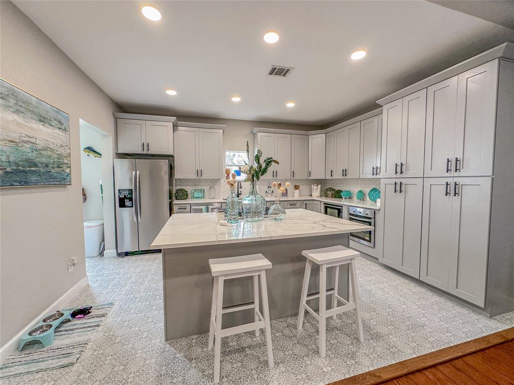3128 Avenue N, Galveston, Texas image 12