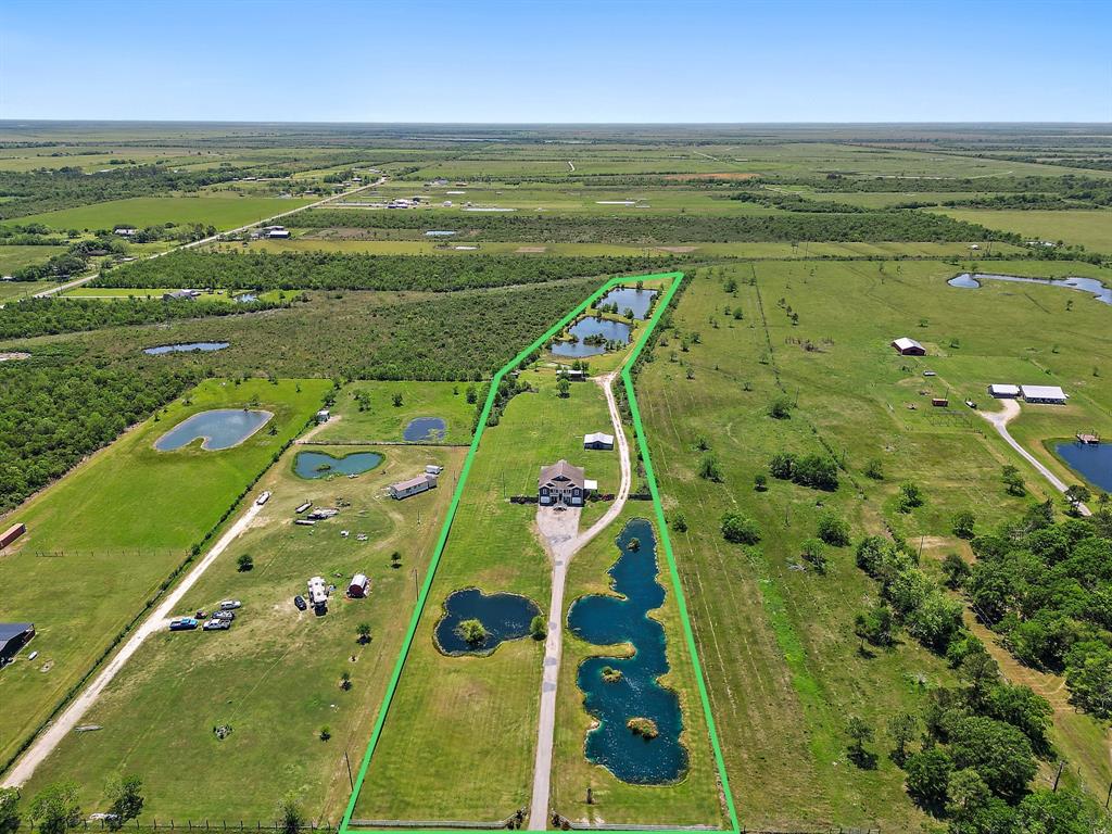 13659 Todd Road, Winnie, Texas image 2