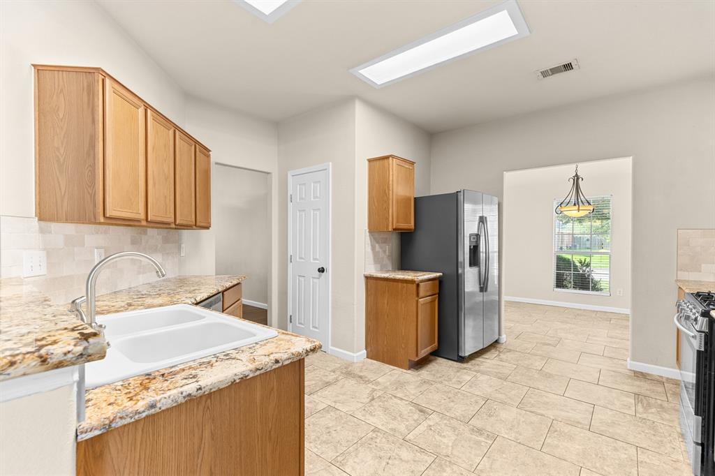 2306 Urban Forest Court, Spring, Texas image 14