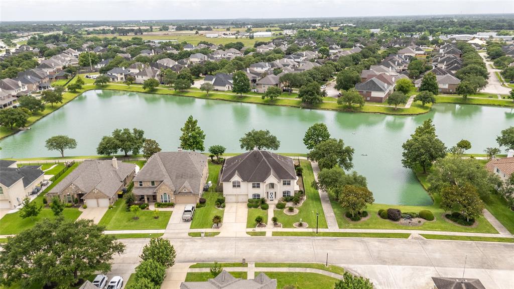 2916 Eagle Lake Drive, Pearland, Texas image 40