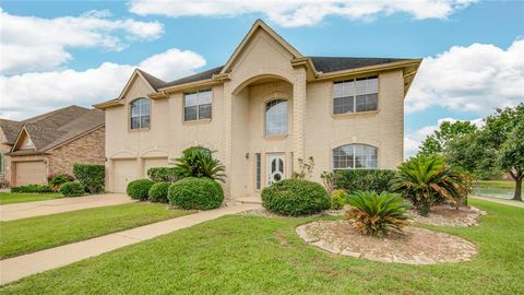 2916 Eagle Lake Drive Pearland TX 77581