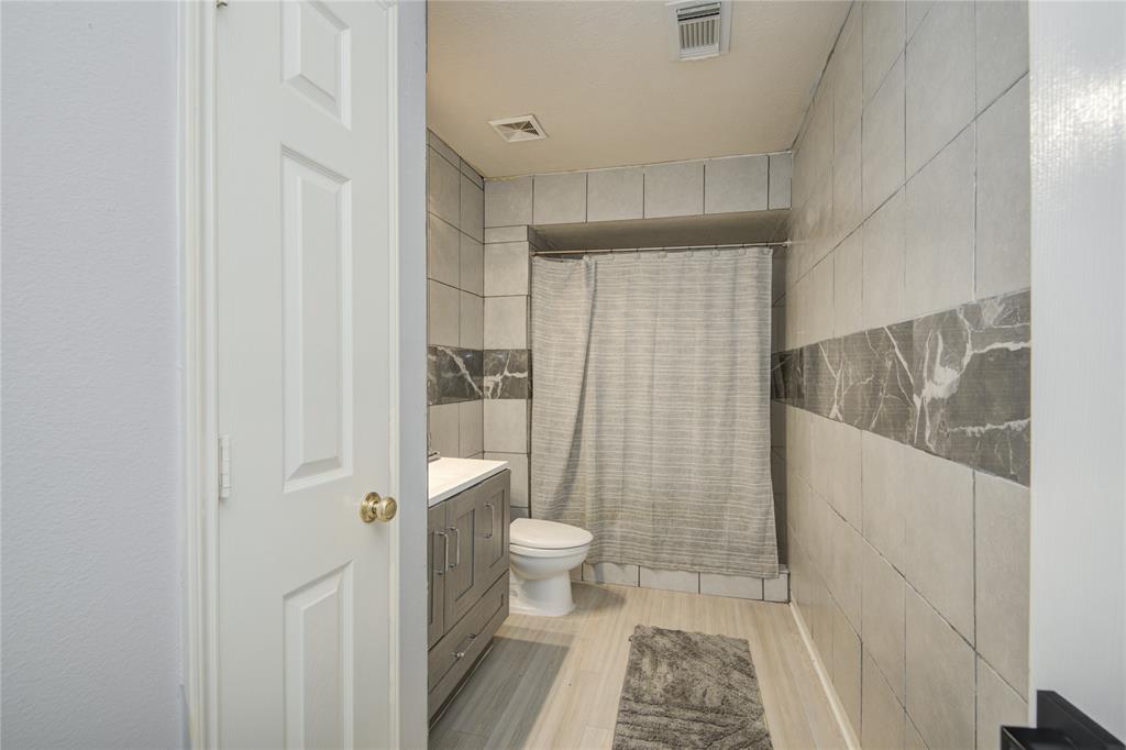 2916 Eagle Lake Drive, Pearland, Texas image 26