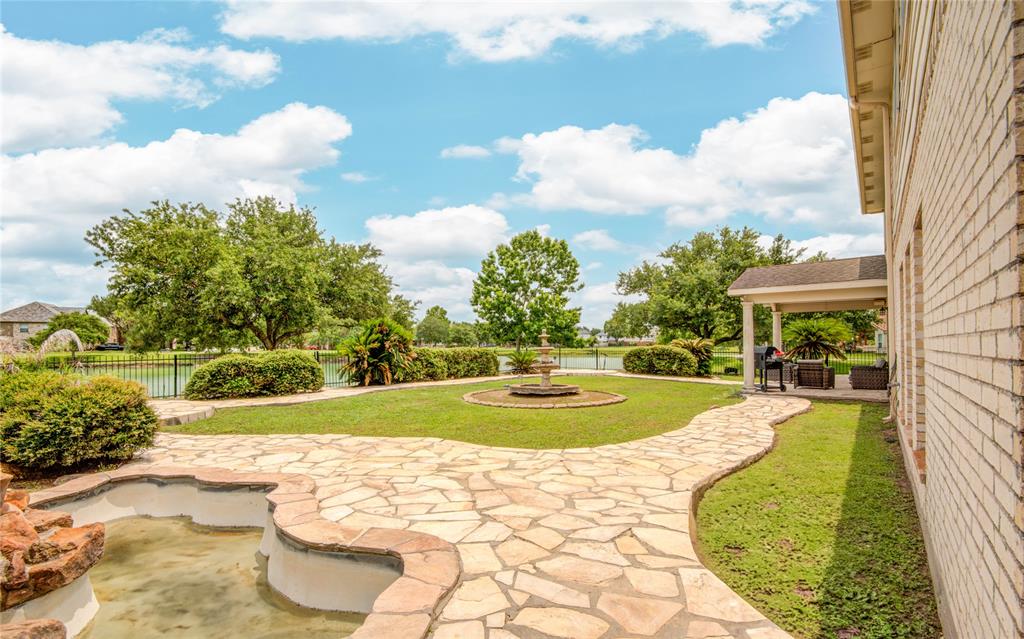 2916 Eagle Lake Drive, Pearland, Texas image 38