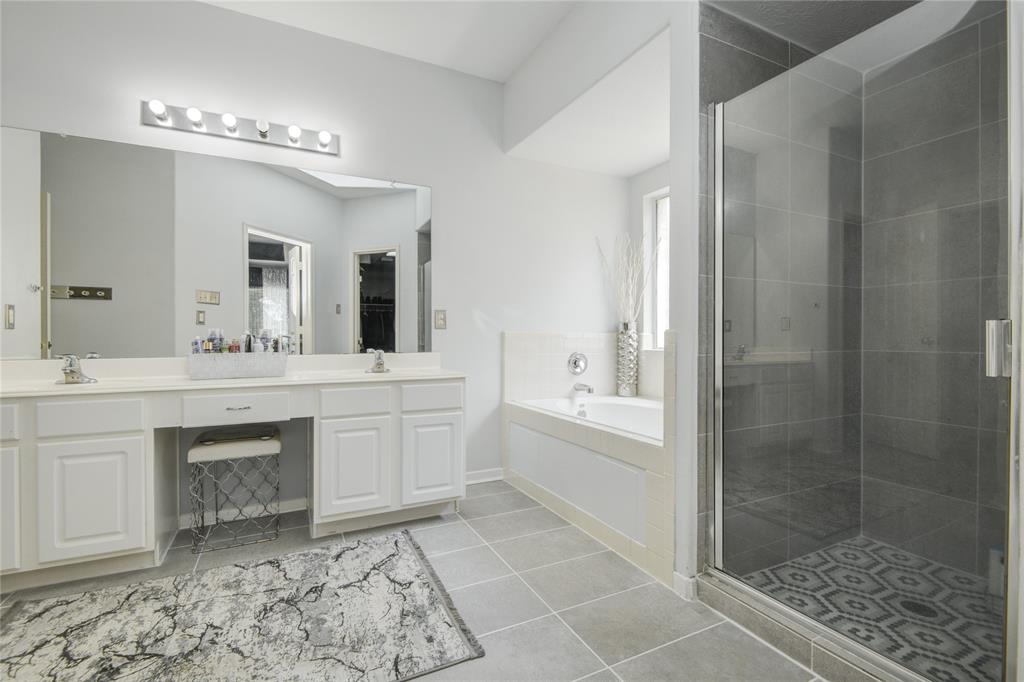 2916 Eagle Lake Drive, Pearland, Texas image 29