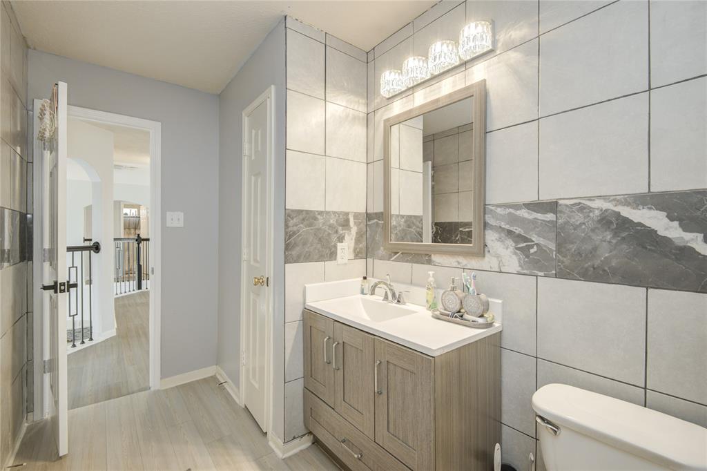 2916 Eagle Lake Drive, Pearland, Texas image 32