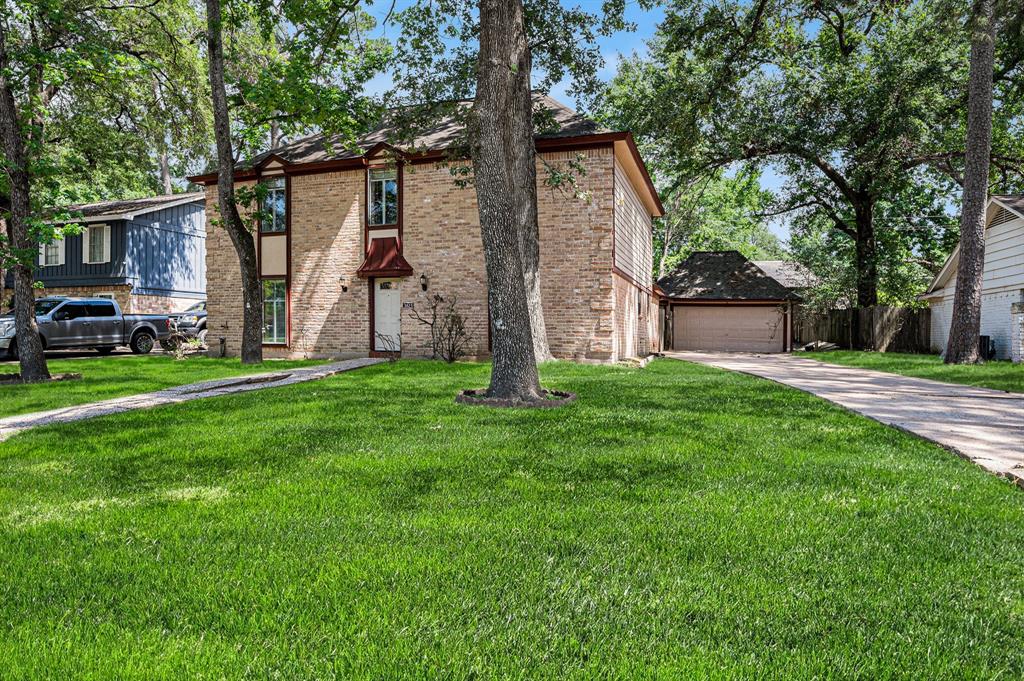 3823 Fernglade Drive, Houston, Texas image 3