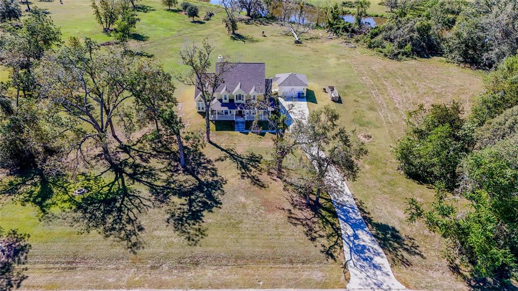 1108 Saddlehorn Bend, Angleton, Texas image 27