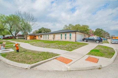 A home in La Porte