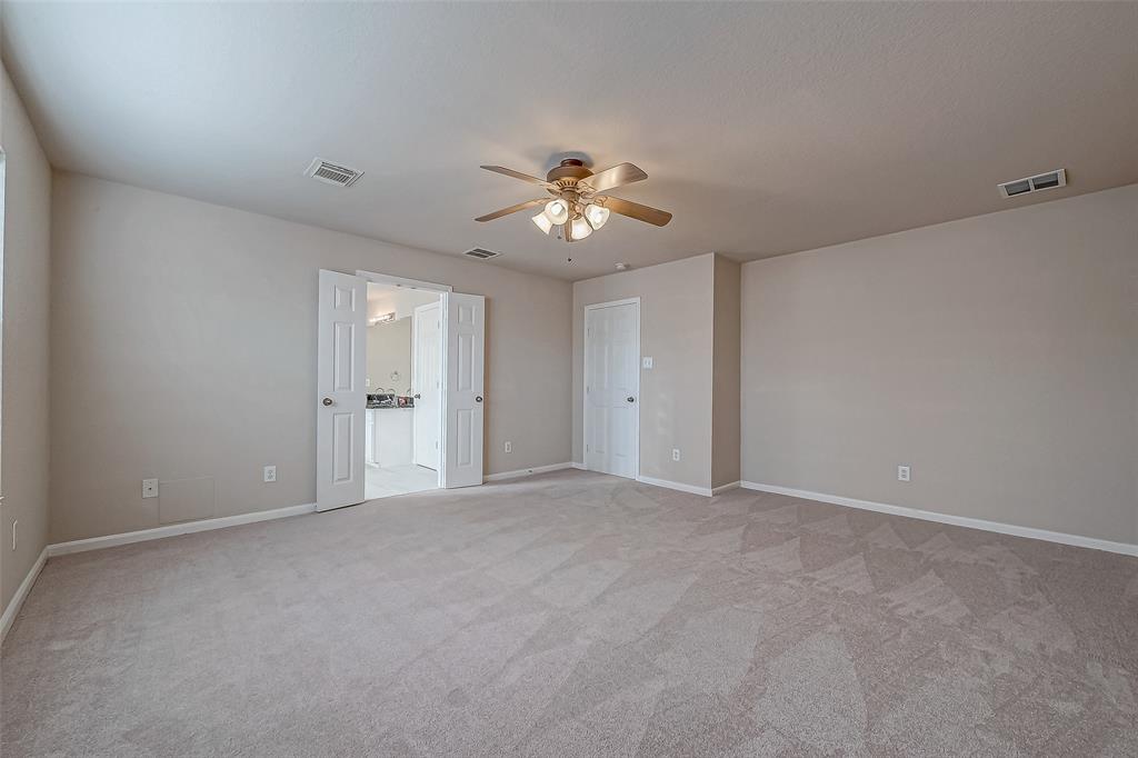 11408 Morning Brook Drive, Pearland, Texas image 31