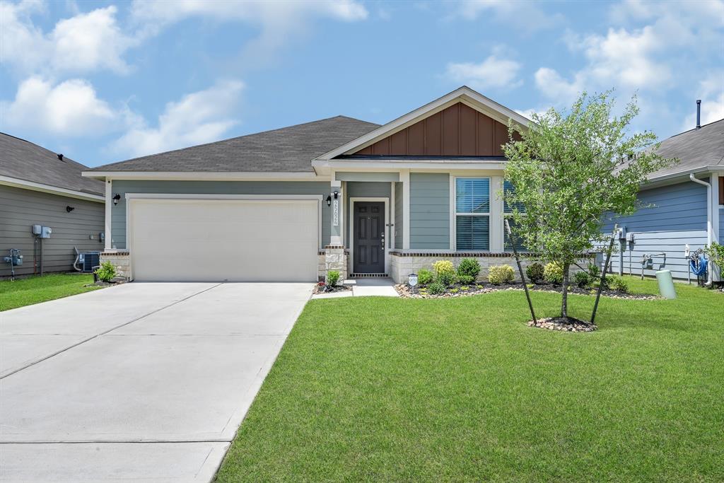 25624 Northpark Spruce Drive, Porter, Texas image 1