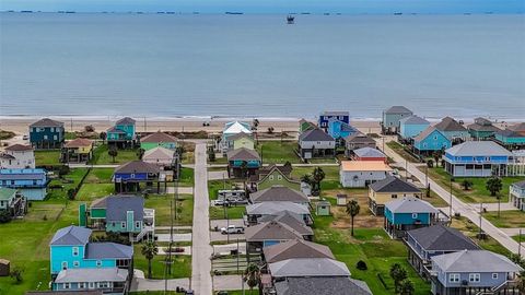 A home in Port Bolivar