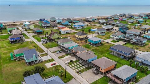 A home in Port Bolivar