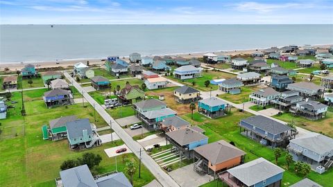 A home in Port Bolivar