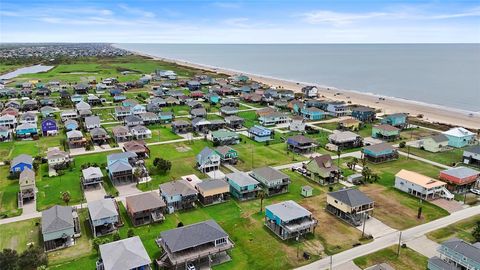 A home in Port Bolivar