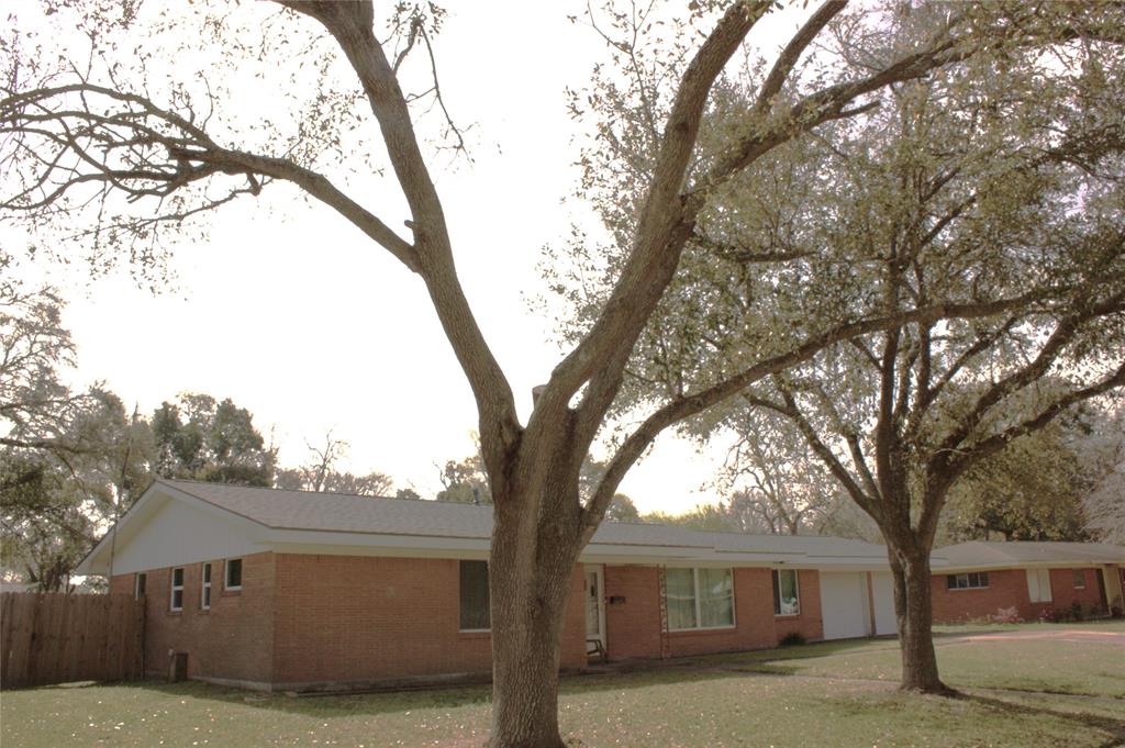 109 22nd Avenue, Texas City, Texas image 3