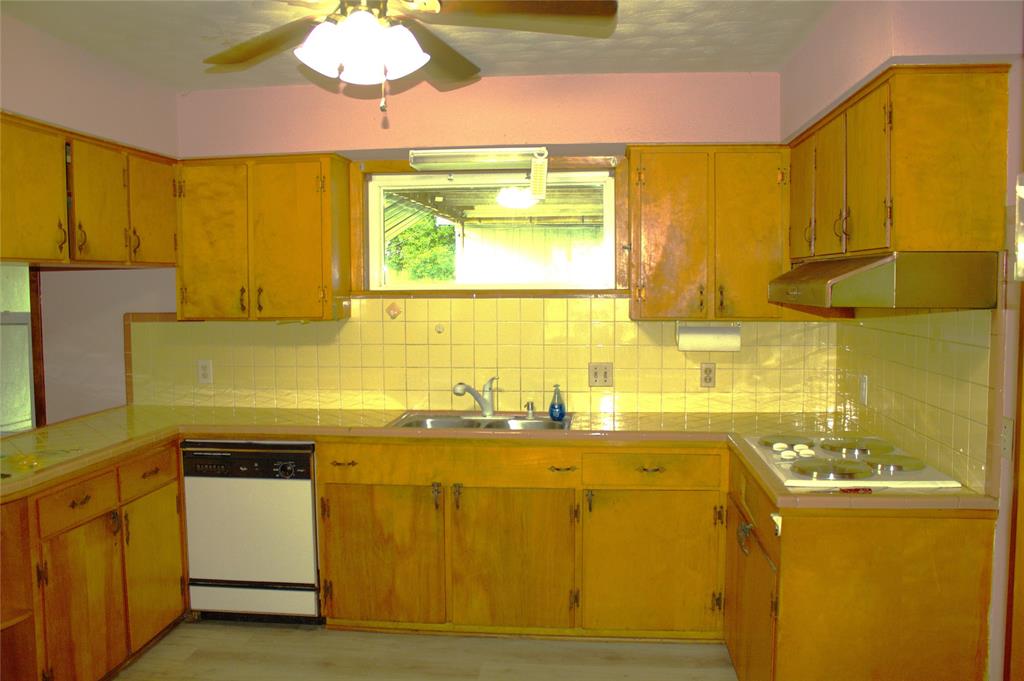 109 22nd Avenue, Texas City, Texas image 6
