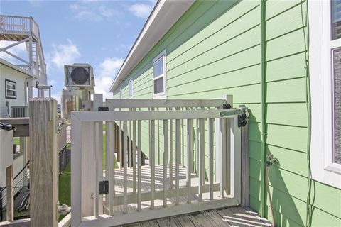 A home in Crystal Beach